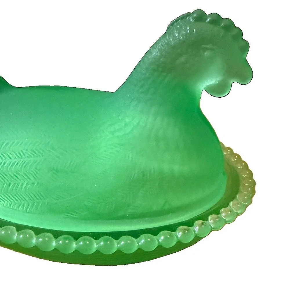 Green Frosted Glass Hen on Nest Covered Dish Chicken Trinket Candy Box Decor